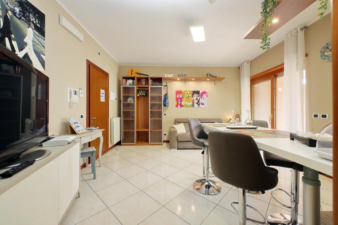 Aurelia Relax Apartment Рим Екстериор снимка